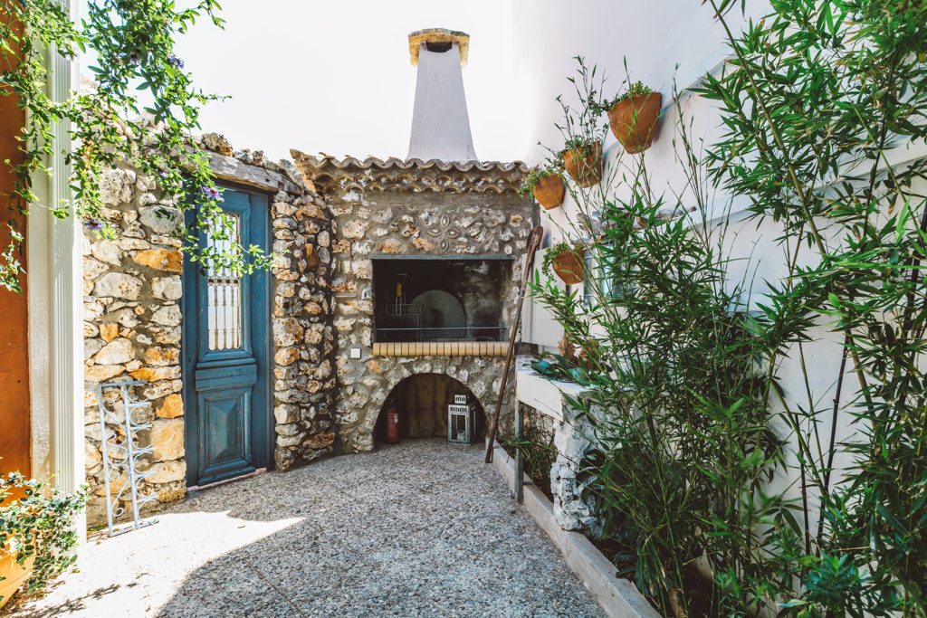 BBQ in 3 bedroom villa Alico on the Greek island of Zakynthos neat The Peligoni Club