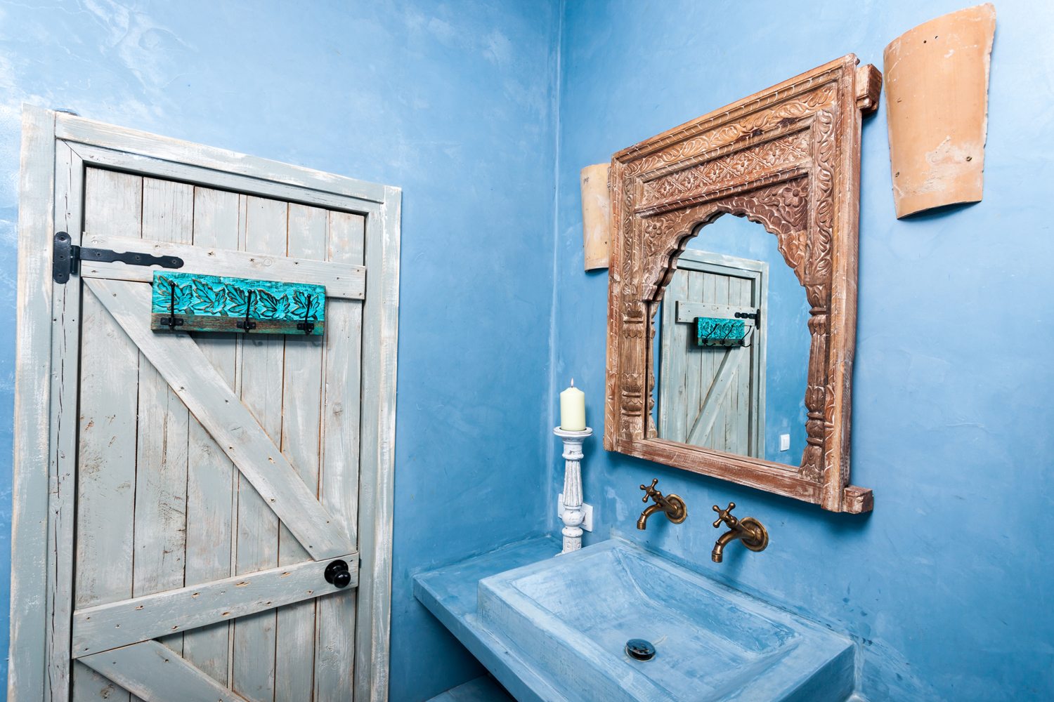 Bathroom in amoulakis a luxury design villa in Greece with The Peligoni Club